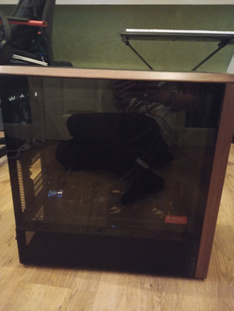 Lian Li Lancool 217 behuizing met watercooling., Computers en Software, Computerbehuizingen, Zo goed als nieuw, Ophalen of Verzenden