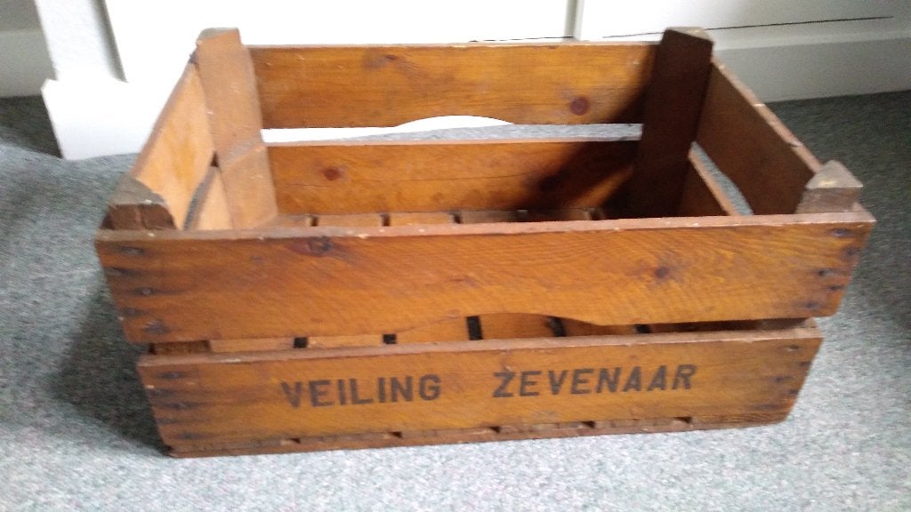 Houten veilingkist 1972, Ophalen