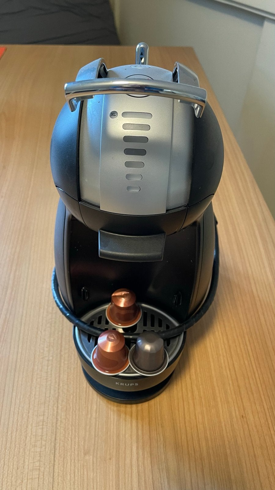 Krups Nescafé Dolce Gusto Genio S Basic Koffiecupmachine, Witgoed en Apparatuur, Koffiezetapparaten, Ophalen, Koffiepads en cups