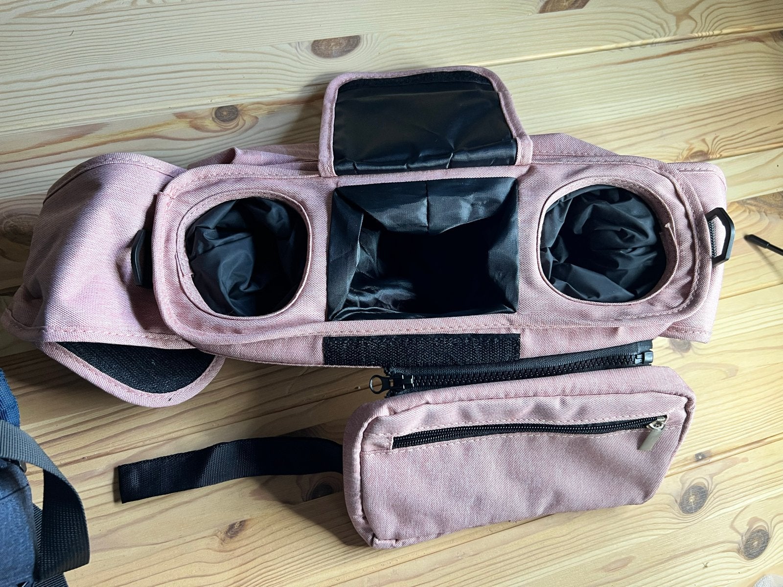 Roze kinderwagen organizer met bekerhouders - ongebruikt, Ophalen of Verzenden, Zo goed als nieuw