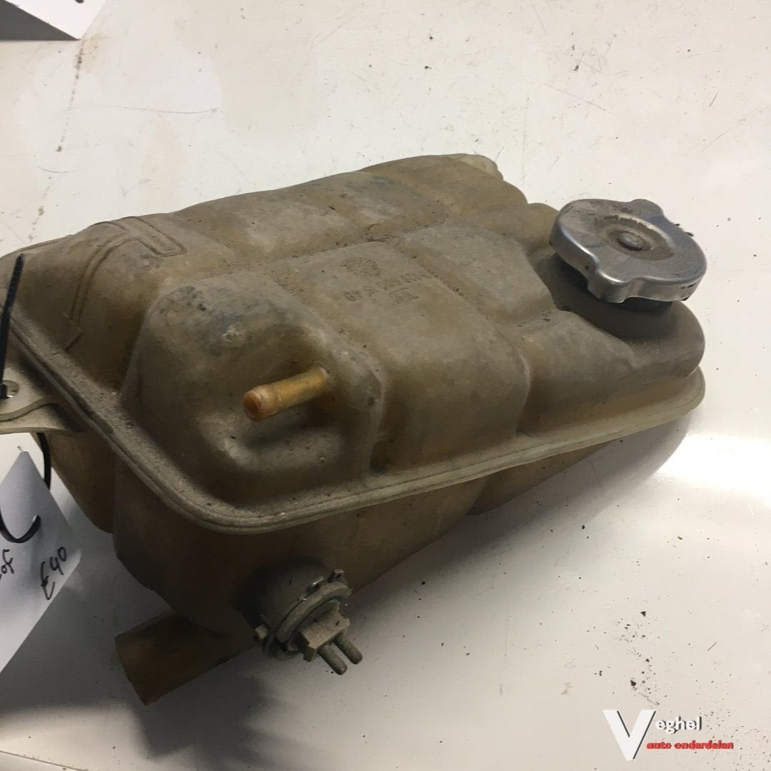Mercedes W126 500 Se 1983  Koelvloeistofreservoir  126 500 1, Auto-onderdelen, Motor en Toebehoren, Gebruikt, -, -, Ophalen of Verzenden