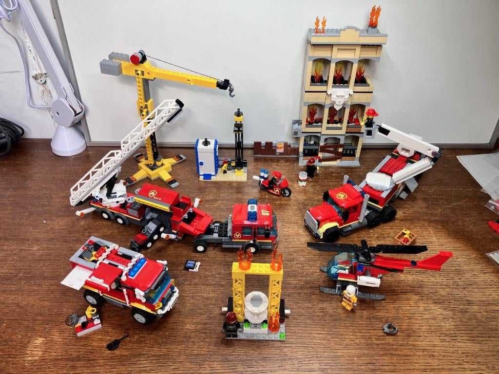Groot LEGO Lot Brandweersets Toren in Brand, Ophalen of Verzenden, Gebruikt, MOC (eigen creatie), Lego