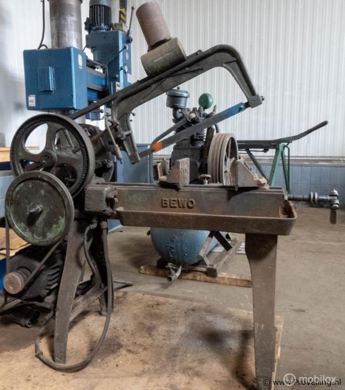 Online Veiling: Bewo beugelzaagmachine, Gebruikt