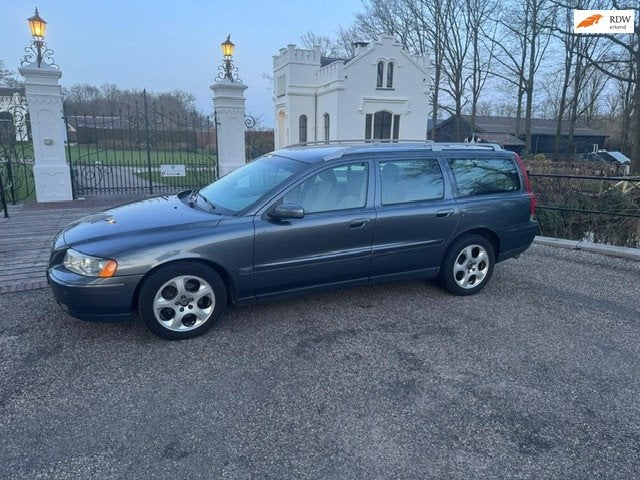 Volvo V70 D5 Automaat,163pk, Youngtimer, Cruise Contr, Clima, Auto's, Beige, Leder en Stof, 163 pk, V70