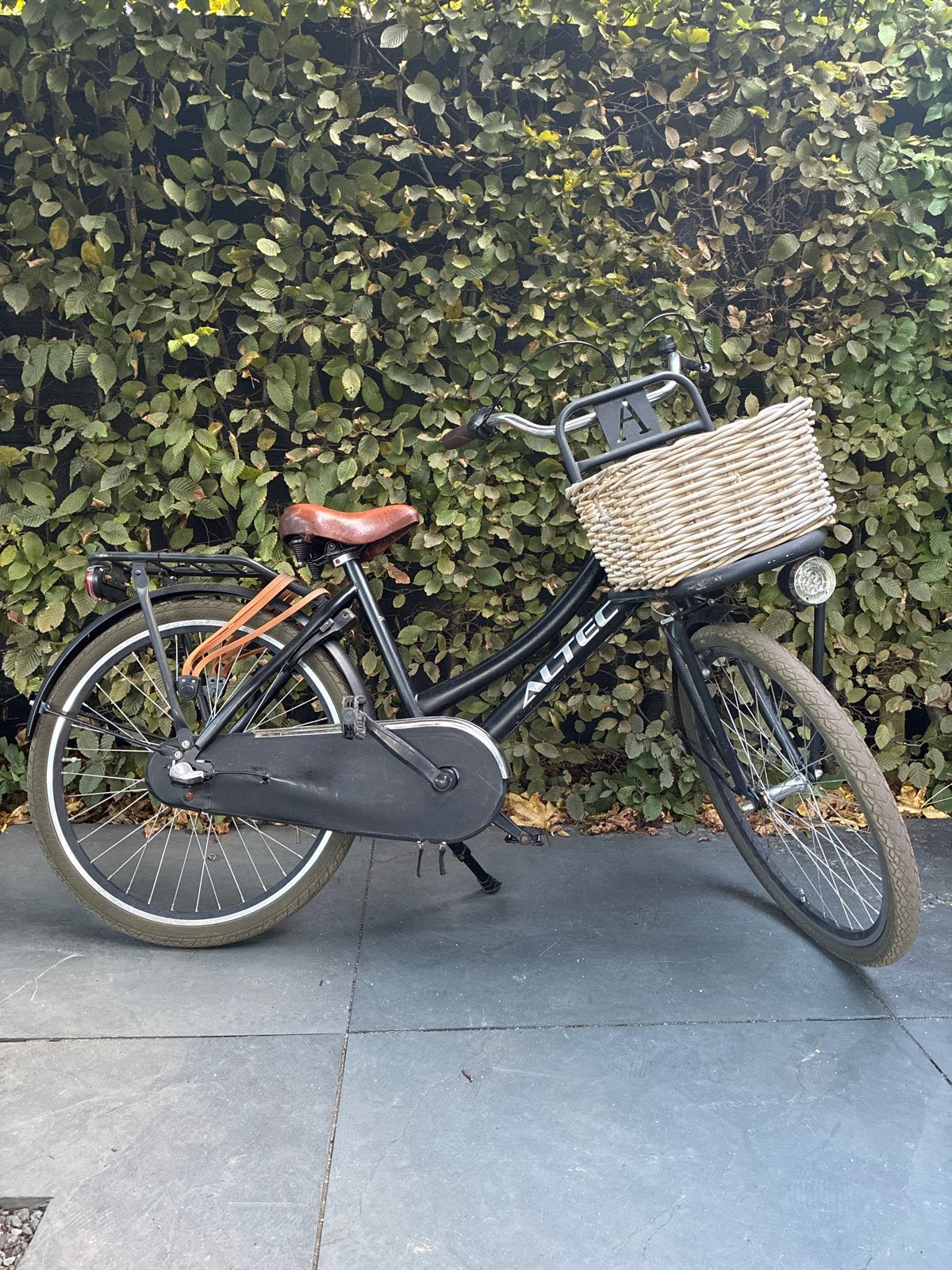 Altec Dutch 24 inch kinderfiets met rieten mand, Ophalen, Gebruikt, 20 inch of meer