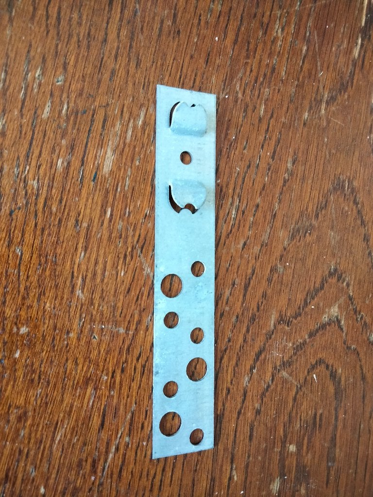 Metalen strip met gaten, Ophalen, Gebruikt, Minder dan 80 cm, Minder dan 80 cm