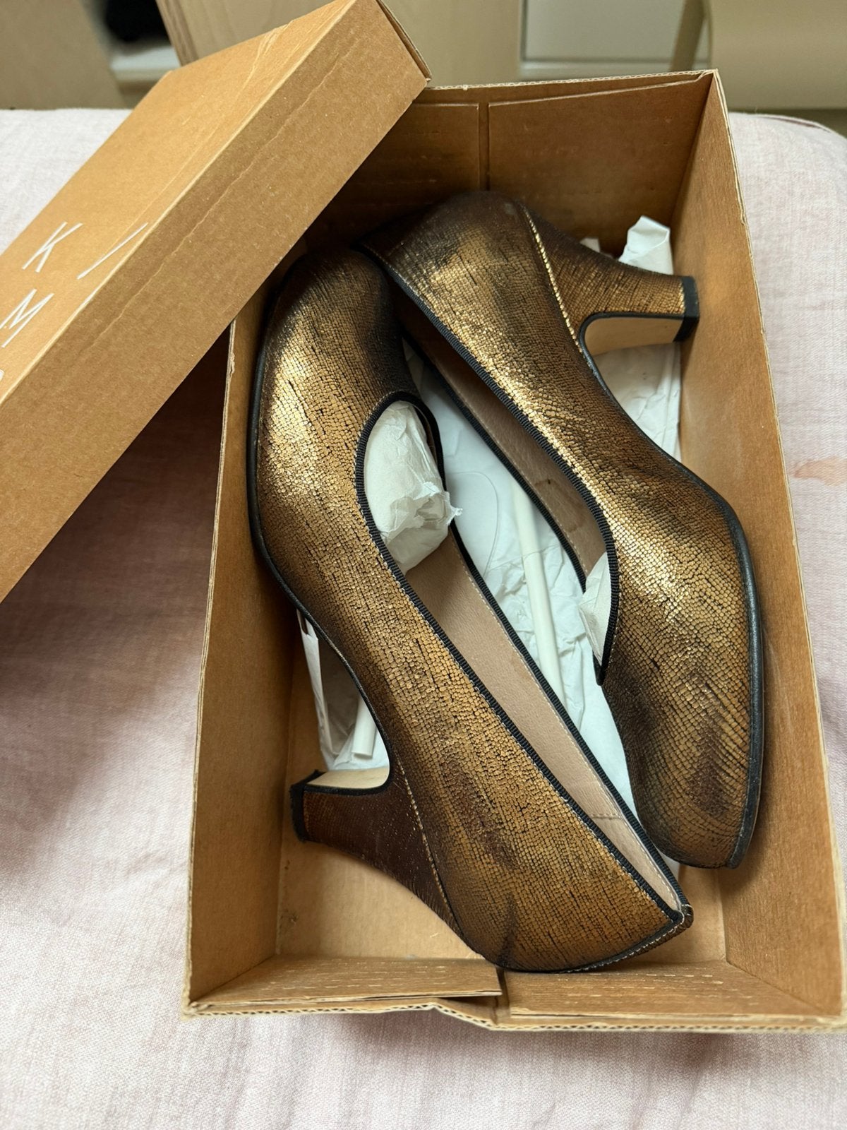 KMB pumps goud maat 39, Pumps, Overige kleuren, Ophalen of Verzenden, Zo goed als nieuw