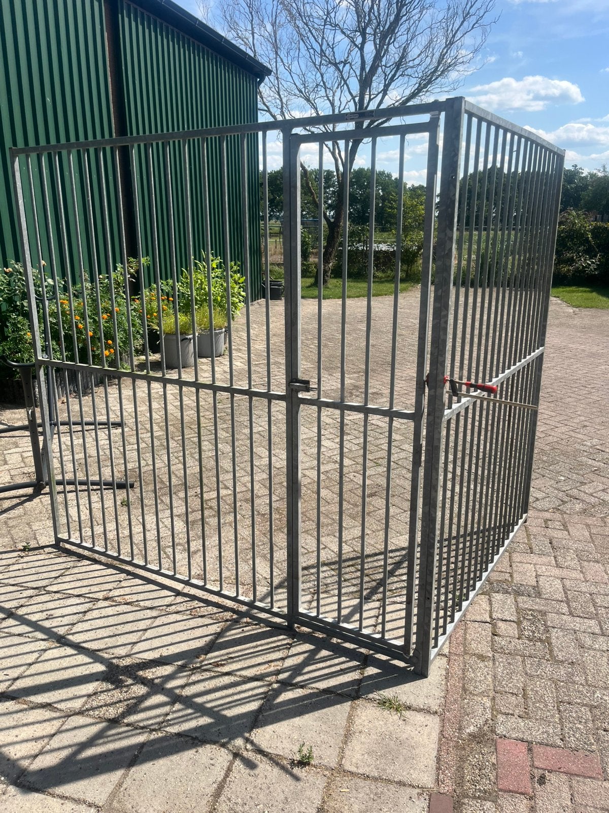 Corton hondenkennel, Ophalen, Hondenkennel, 110 cm of meer, 100 cm of meer
