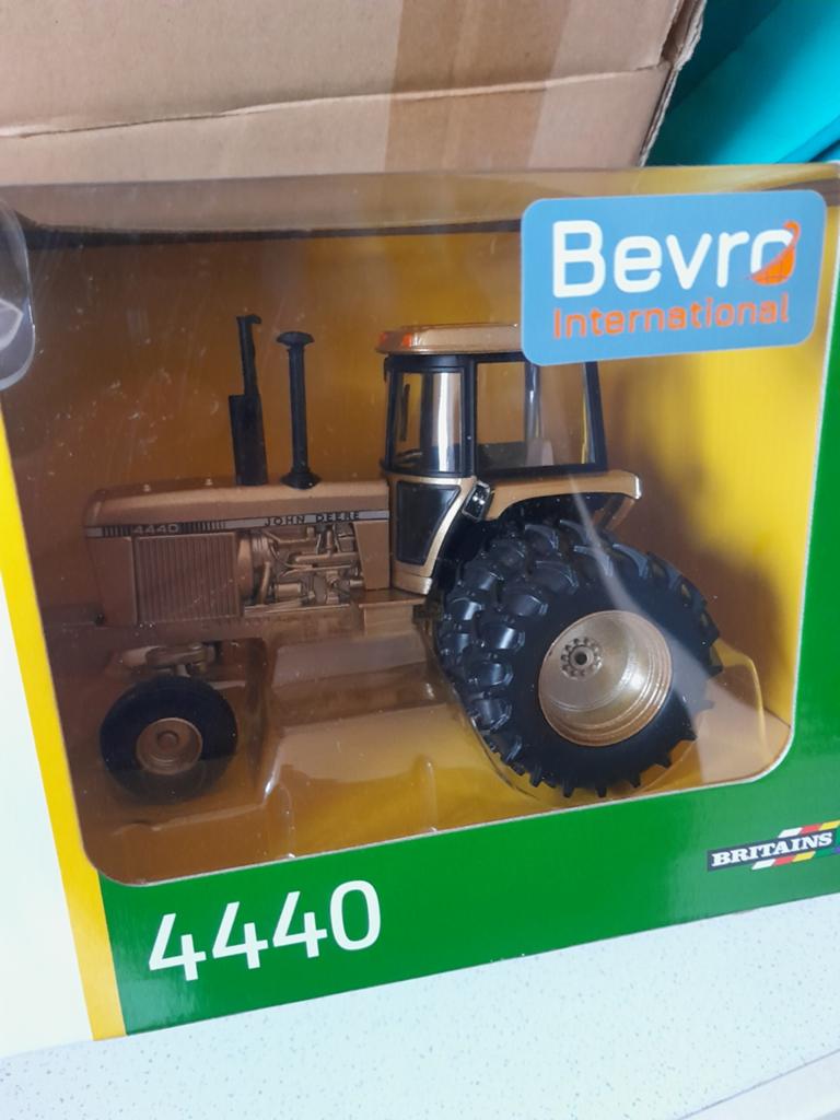 John deere, Ophalen of Verzenden, Zo goed als nieuw, Tractor of Landbouw, Britains