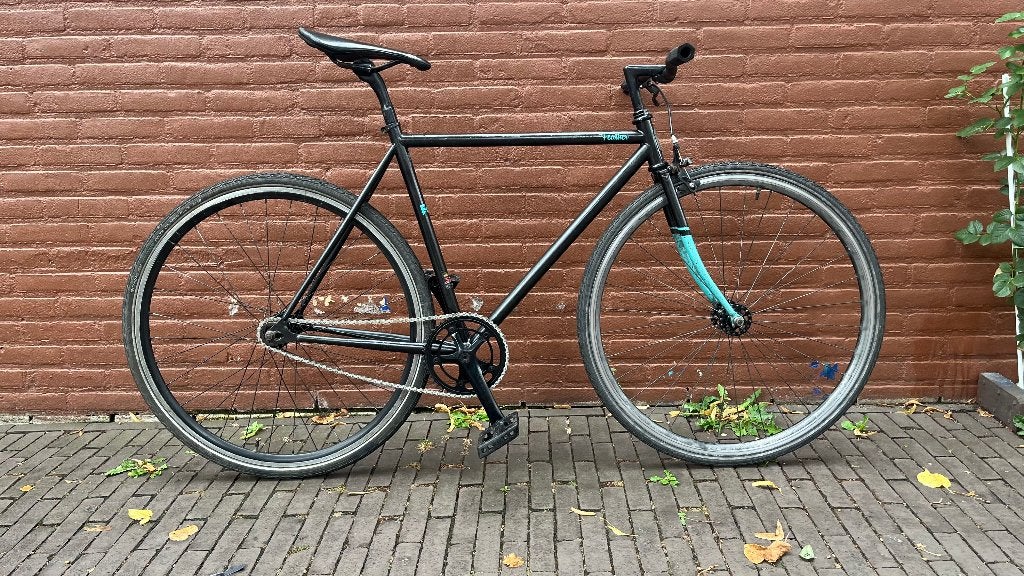 Fuji Feather Singlespeed Fixie Fixed racefiets caferacer, Fietsen en Brommers, Gebruikt, Staal, Velgrem, 53 tot 57 cm