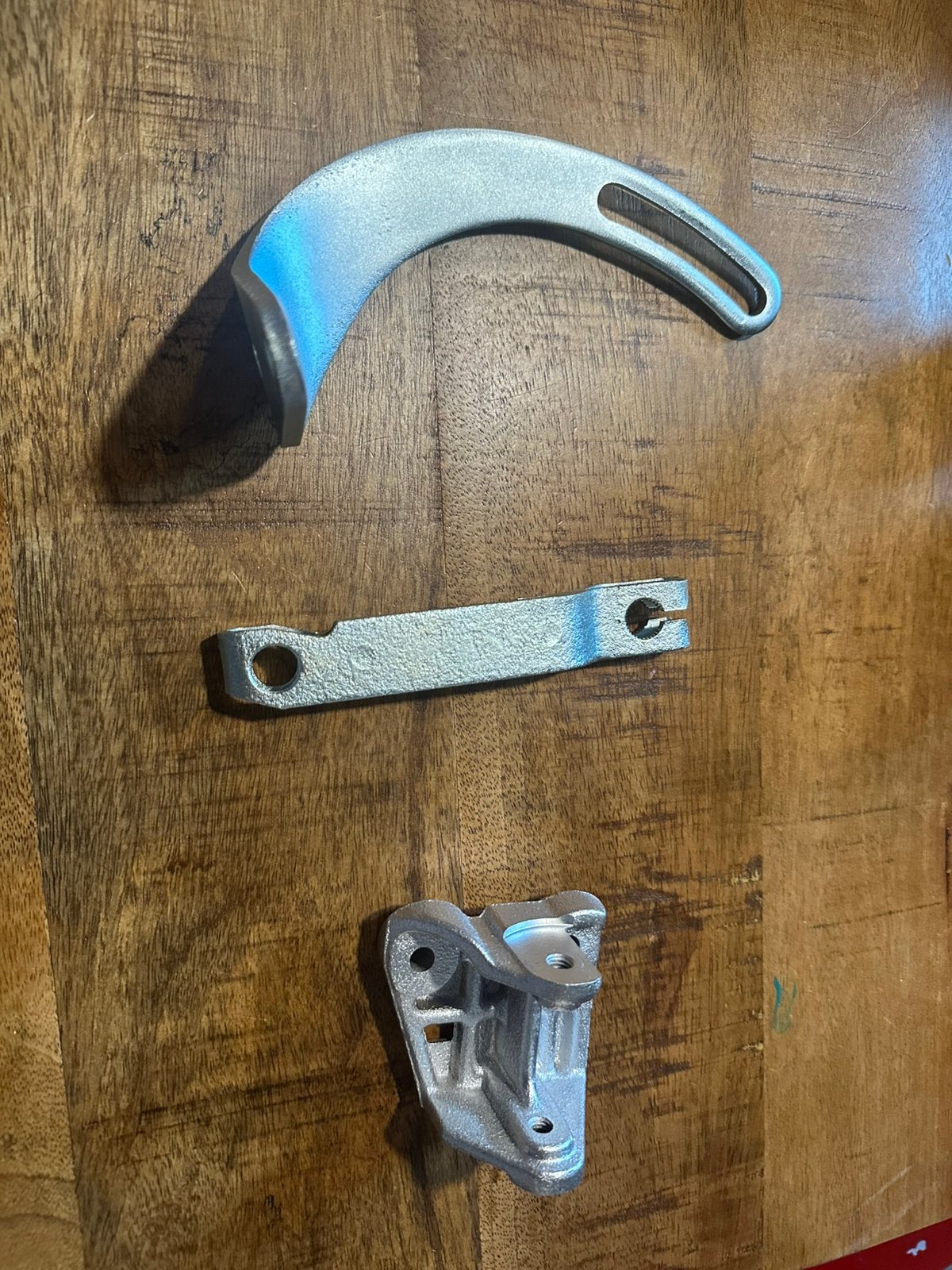 Suzuki LJ80 dynamo bevestiging en koppelingsarm, Ophalen of Verzenden, Gereviseerd, Suzuki