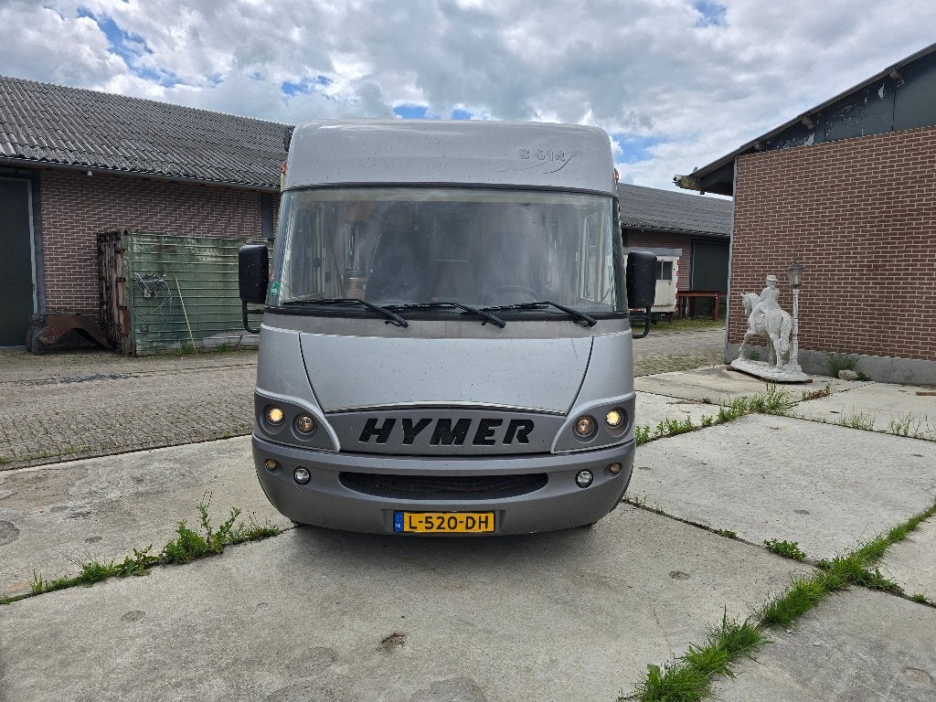 Hymer B-klasse 614/644/654/674 2.8 JTD PWR 2006 Grijs, Auto's, Overige Auto's, Voorwielaandrijving, 145 pk, 2930 kg, 2000 kg