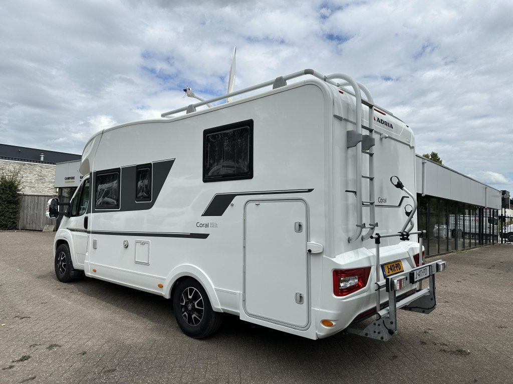 Adria Coral 600 SL level systeem, 6 tot 7 meter, Bedrijf, Tot en met 3, Adria