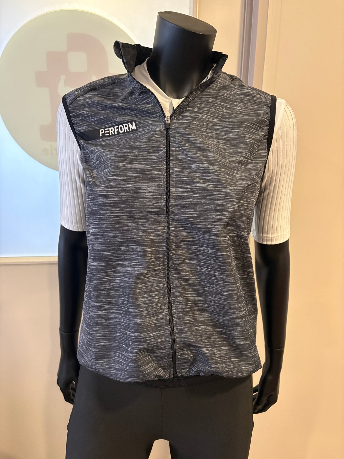 RUN- Bodywarmer maat S NIEUW, Ophalen of Verzenden, Nieuw, Maat 36 (S), Grijs