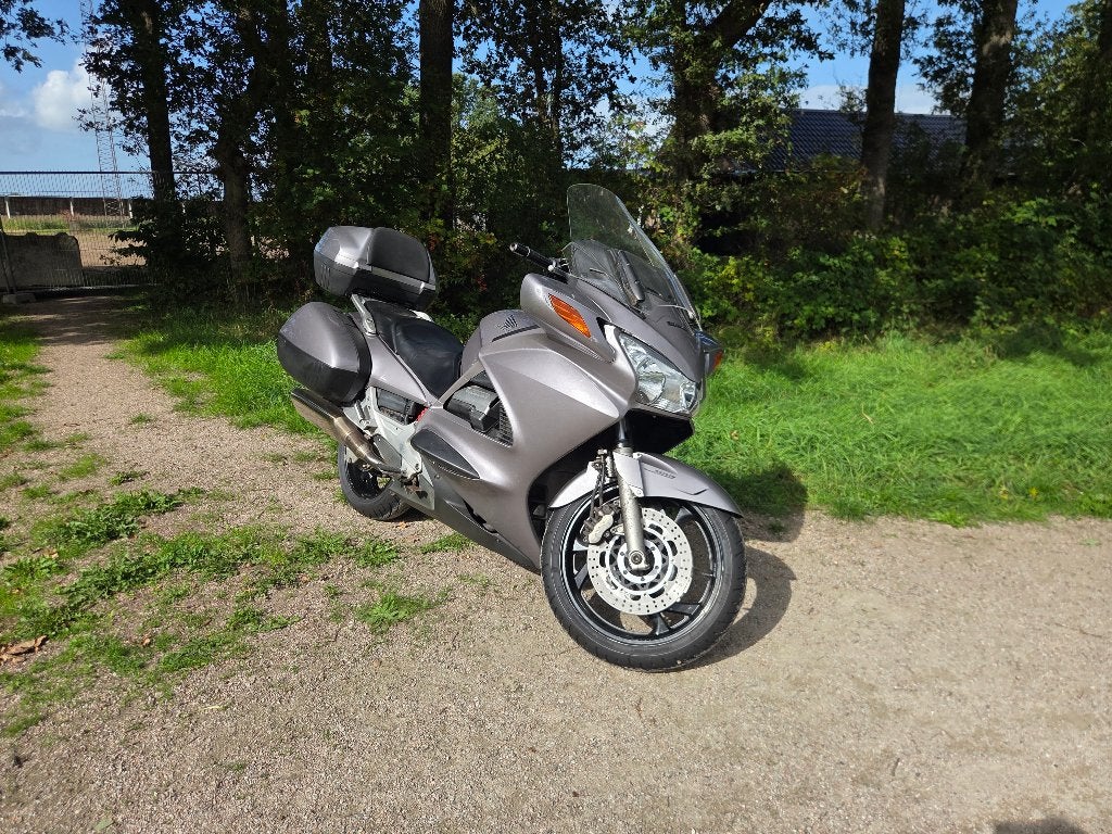 Honda ST1300, 1299 cc, 4 cilinders, Motorrijbewijs A, Gebruikt