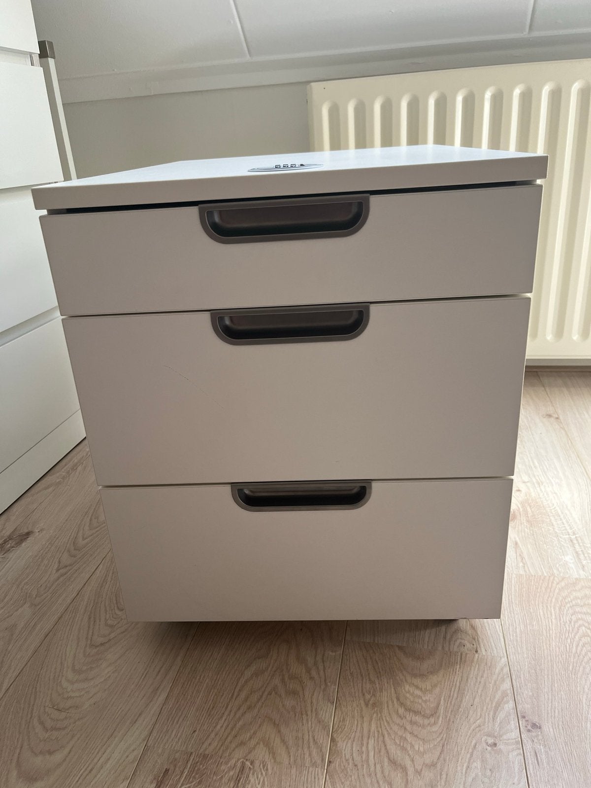 IKEA Galant ladeblok op wielen, wit, Ophalen, Overige materialen, Minder dan 50 cm, Zo goed als nieuw
