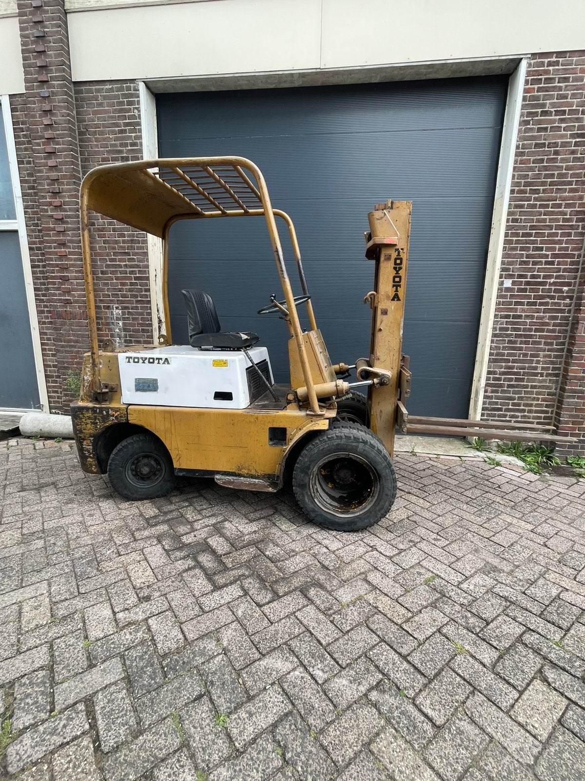 Toyota FD20 heftruck 2000kg diesel, Zakelijke goederen, Machines en Bouw | Heftrucks en Intern transport, 1000 tot 2000 kg, Ophalen