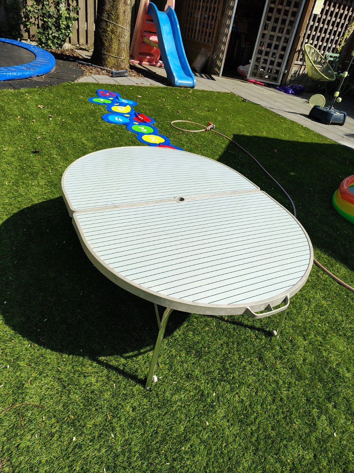 Crespo Campingtafel Ovaal - Opvouwbaar en Compact, Caravans en Kamperen, Ophalen, Gebruikt, Campingtafel