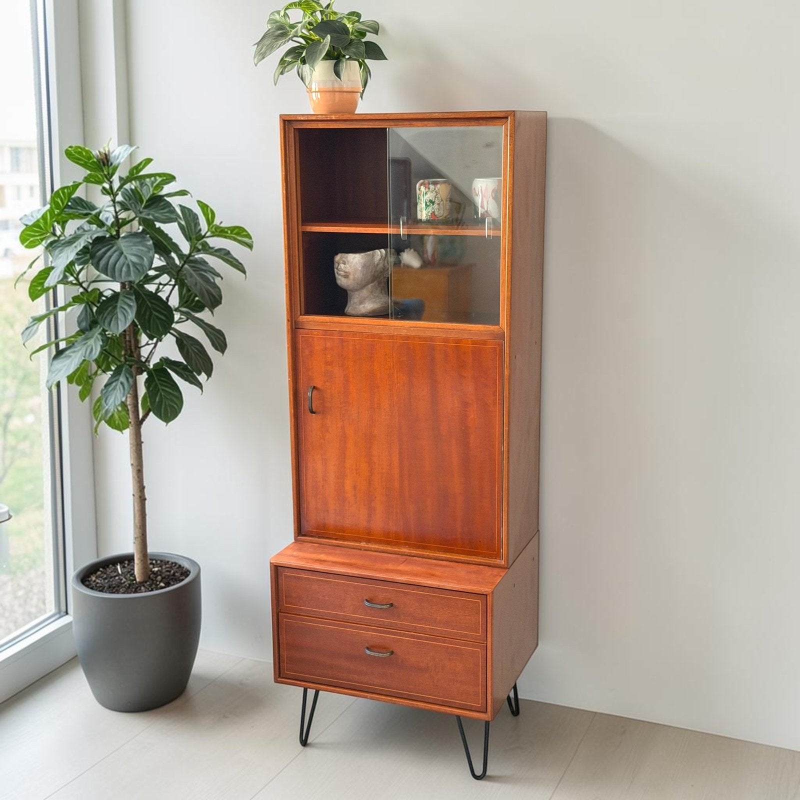 Vintage Formule Kempkes wandkast | houten ladekast | jaren60, Huis en Inrichting, Kasten | Ladekasten, Ophalen, 1 of 2 laden, Teakhout