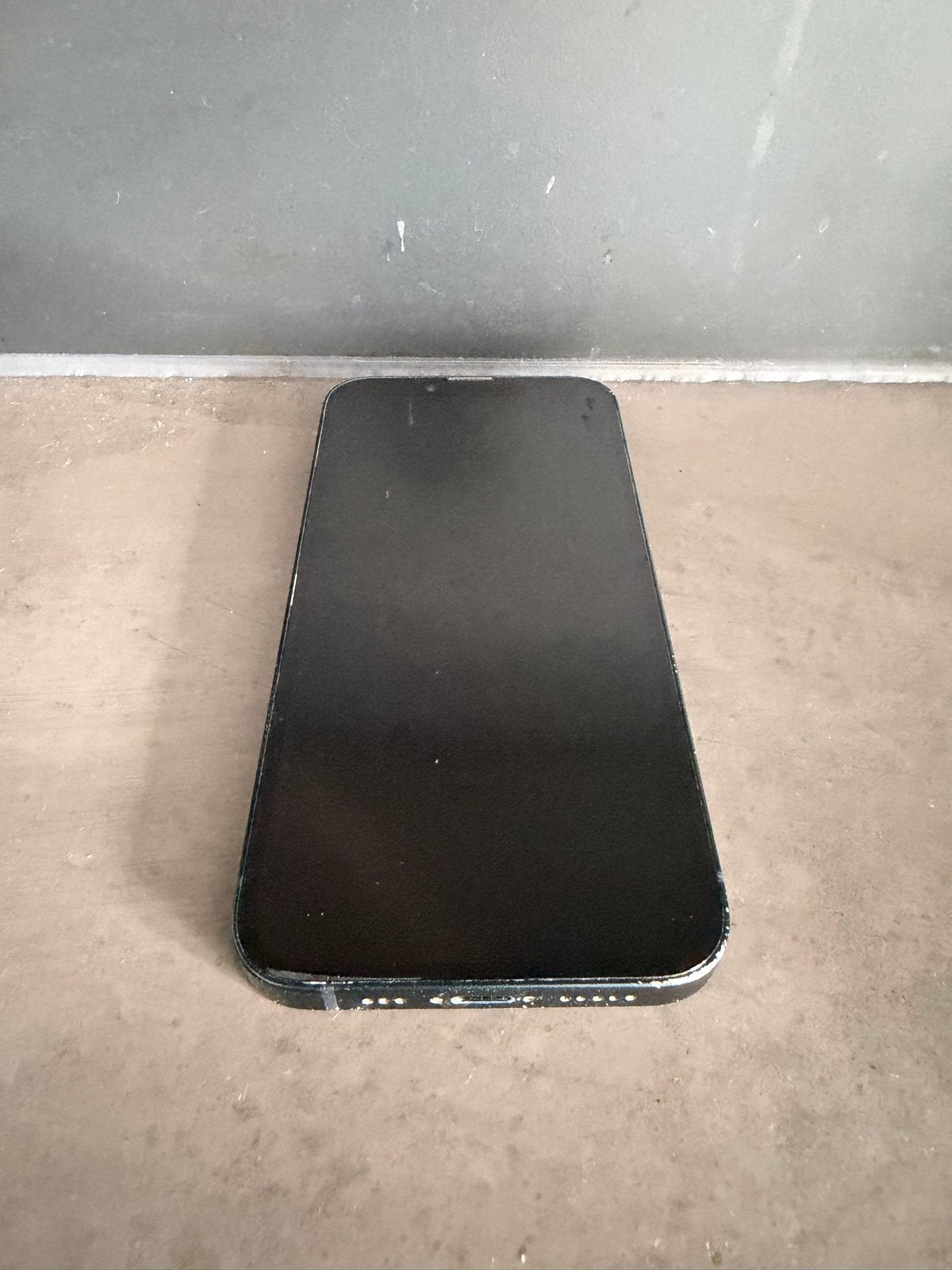 iPhone 14 128 GB - Gebruikt met lichte gebruikerssporen, Telecommunicatie, Mobiele telefoons | Apple iPhone, Zwart, Ophalen of Verzenden