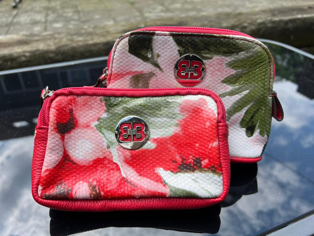 Make up/toilettasjes nieuw 2 stuks, Sieraden, Tassen en Uiterlijk, Toilettassen, Ophalen of Verzenden, Zo goed als nieuw