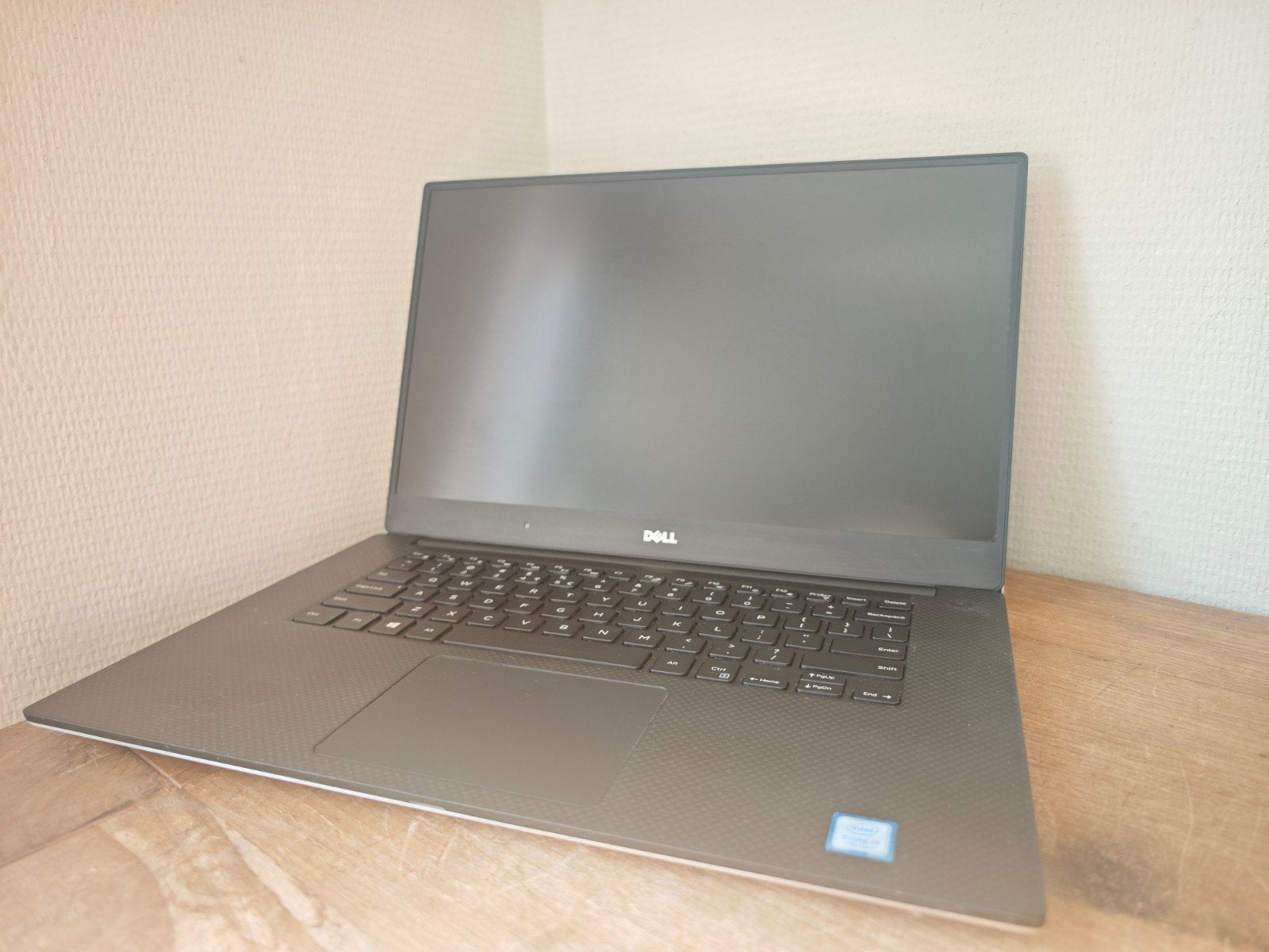 Dell XPS 15,6 Inch i7 7700HQ GTX 1050 16GB DDR4 256GB NVMe, Met videokaart, ., Ophalen of Verzenden, Zo goed als nieuw