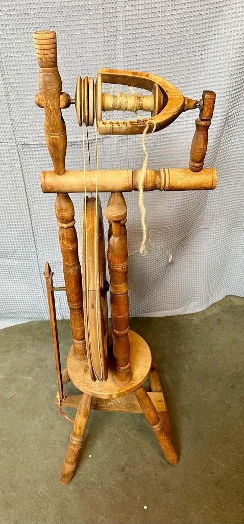 Antiek spinnenwiel, Hobby en Vrije tijd, Spinnewielen en Spinnen, Ophalen, Gebruikt, Spinnewiel