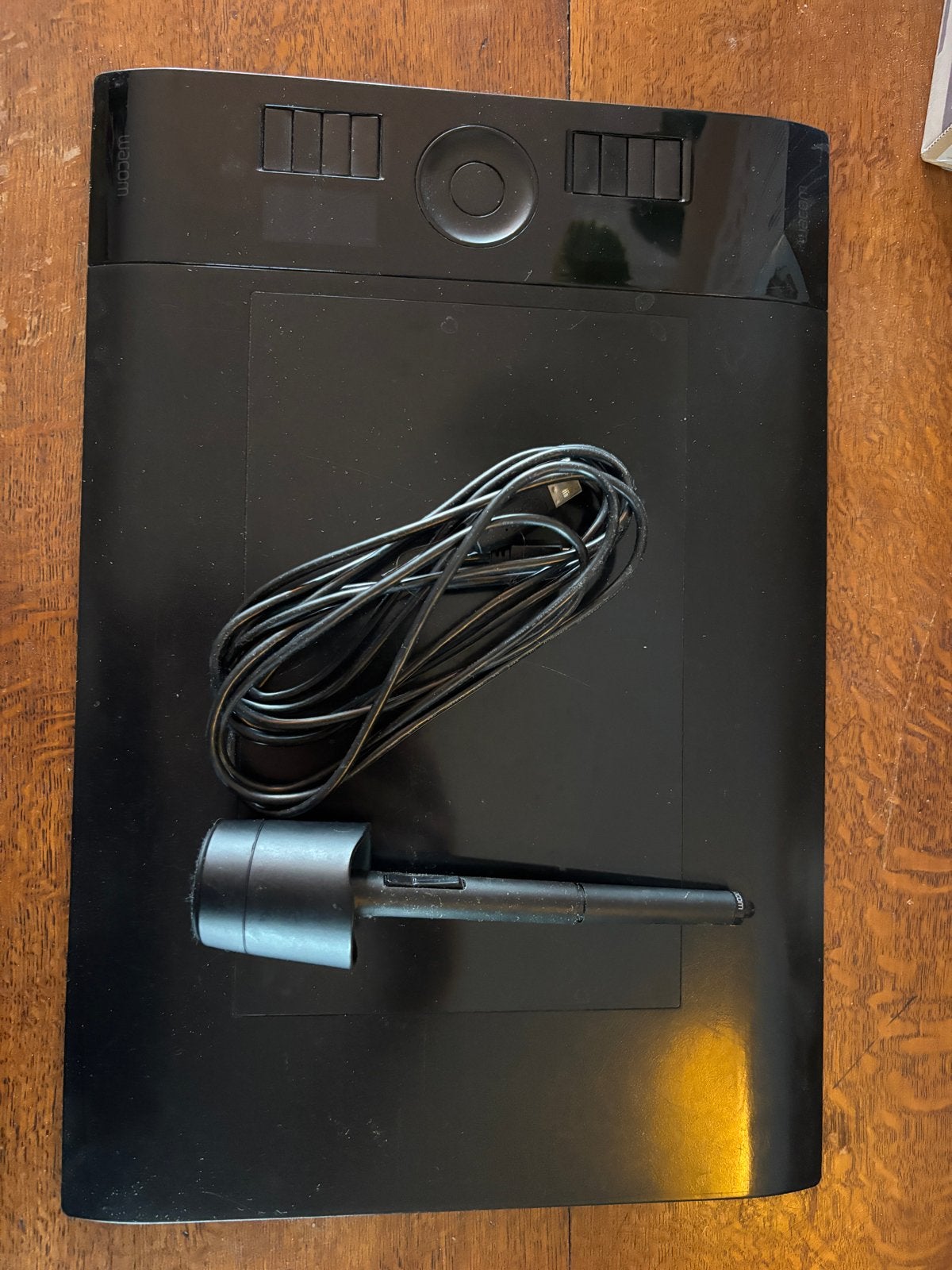 Wacom Intuos4 PTK-640 tekentablet met pen en accessoires, Computers en Software, Tekentablets, Gebruikt, Bedraad, Ophalen of Verzenden