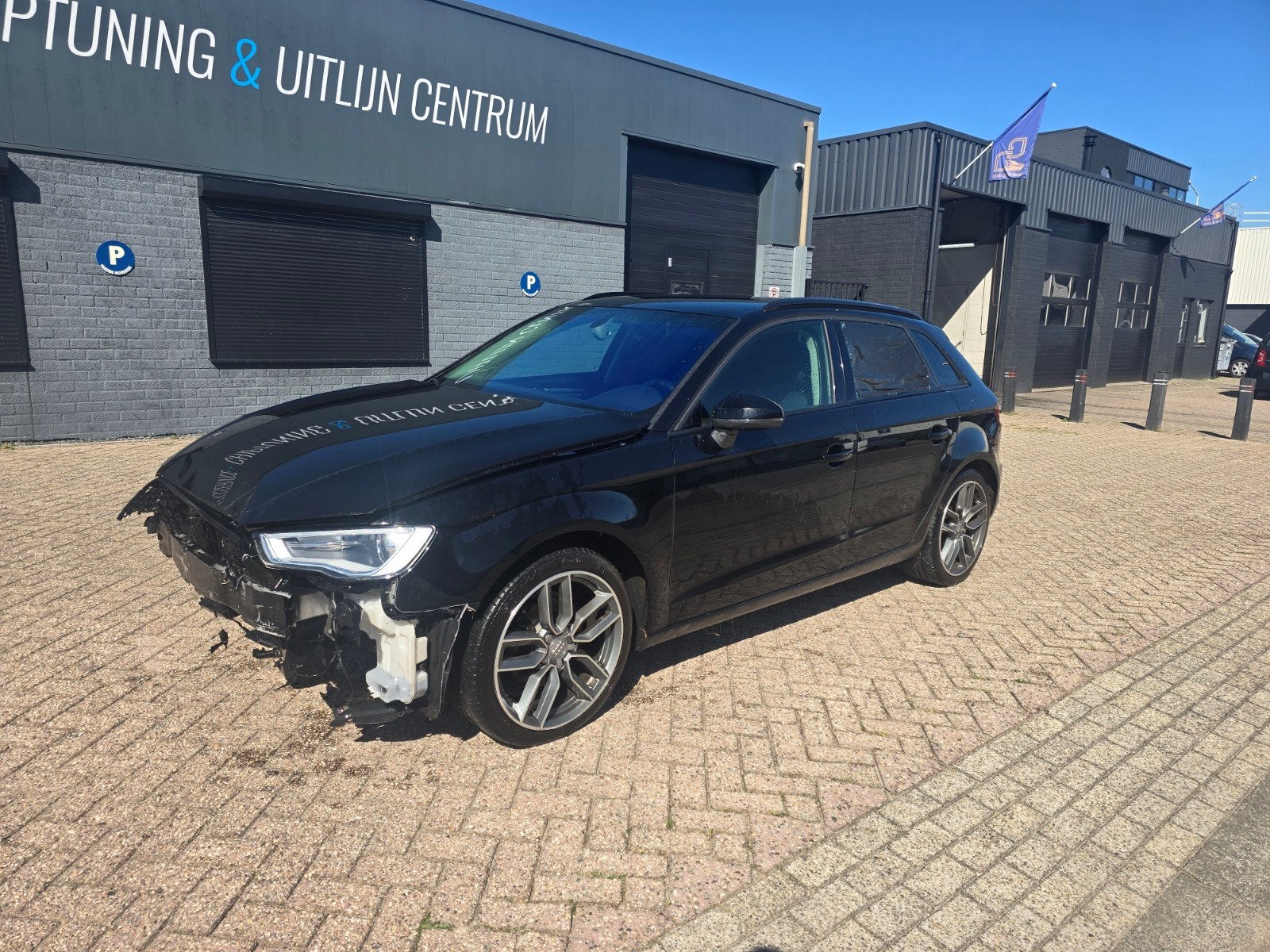 Audi A3 1.4 tfsi 8v schroefschade . Start en rijdt goed, Auto diversen, Schadeauto's, Ophalen, Benzine