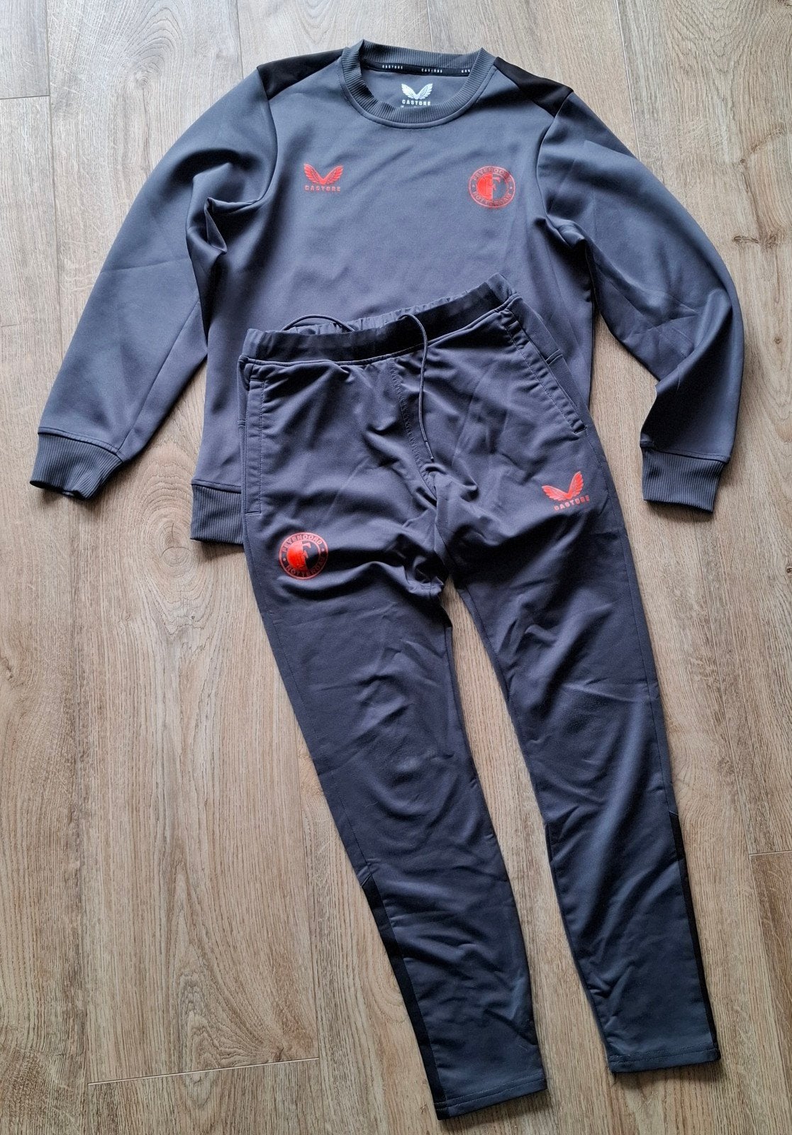 Feyenoord trainingspak - trui 158cm, broek 146cm, Ophalen of Verzenden, Gebruikt, Trainingspak