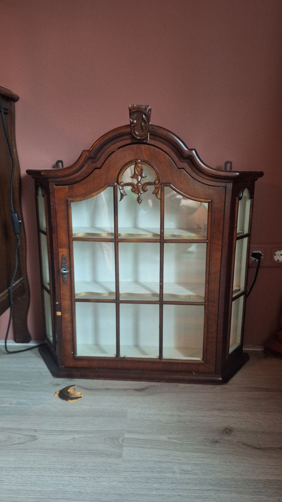 Wand vitrinekastje vintage, Huis en Inrichting, Ophalen, 50 tot 100 cm, Zo goed als nieuw, Minder dan 100 cm