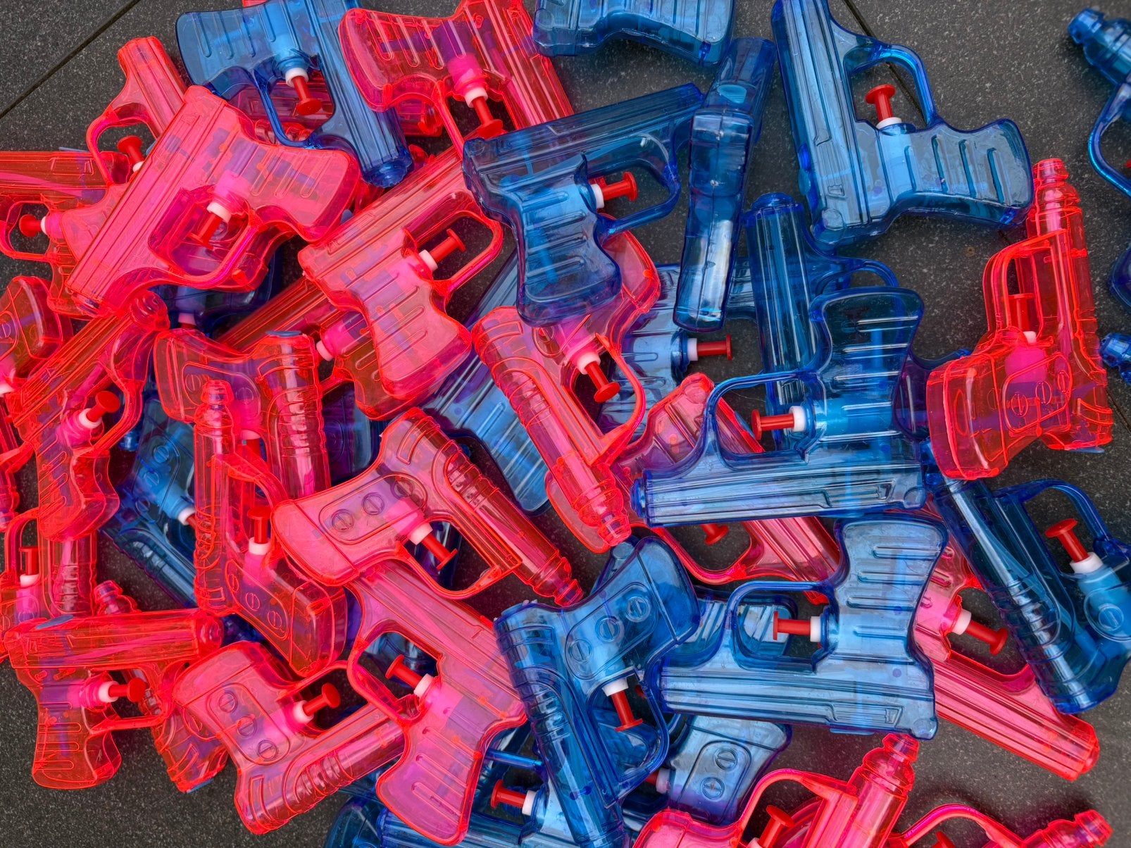 Partij waterpistooltjes 100 stuks., Ophalen of Verzenden, Nieuw
