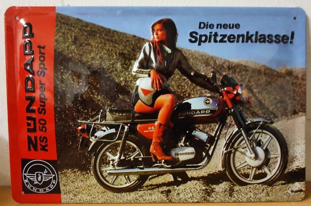 Zundapp KS50 Spitzenklasse vrouw relief metalen reclamebord
