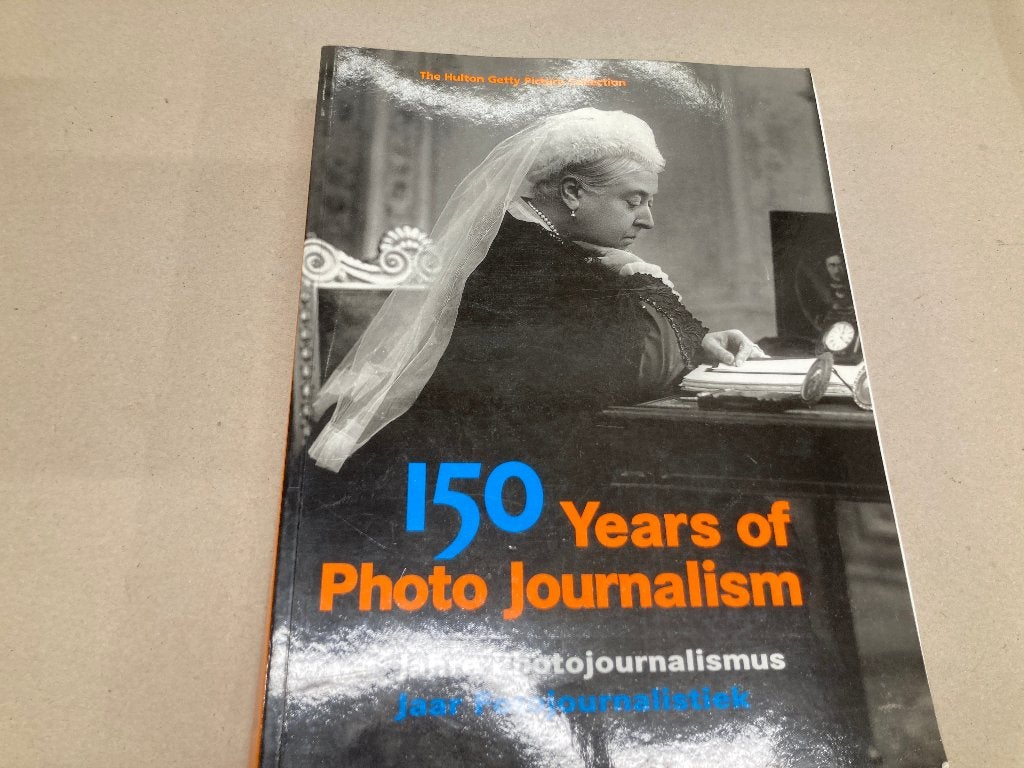 T.K. 150 jaar Fotojournalistiek uit 1995, Boeken, Ophalen of Verzenden, 19e eeuw, Zo goed als nieuw