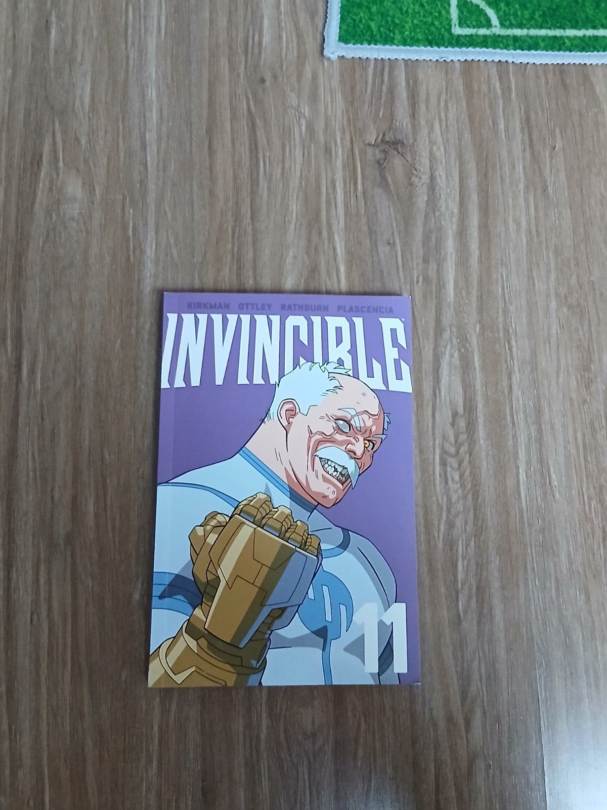 invincible comic volume 11, Boeken, Strips | Comics, Eén comic, Ophalen of Verzenden, Zo goed als nieuw, Europa