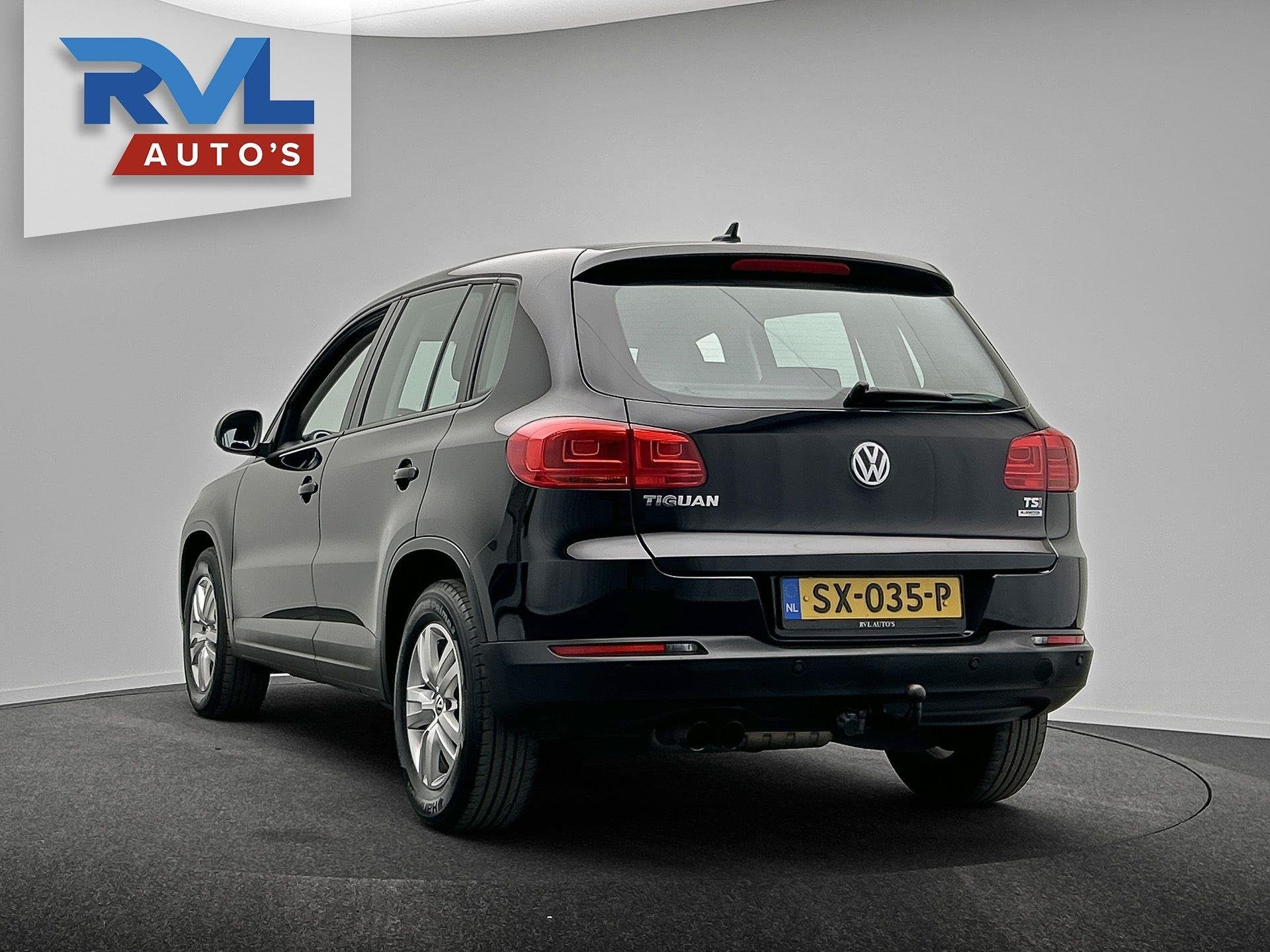 Volkswagen Tiguan 1.4 TSI Comfort&Design Edition Stoelverwar, Auto's, Volkswagen, Voorwielaandrijving, Euro 5, Gebruikt, Zwart