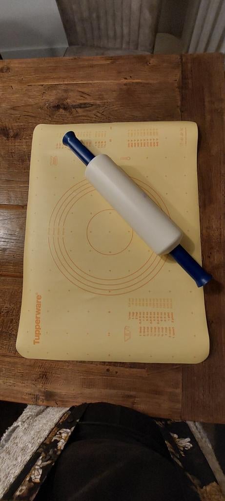 Tupperware deegroller en placemat. €15,00, Ophalen of Verzenden, Zo goed als nieuw, Overige typen