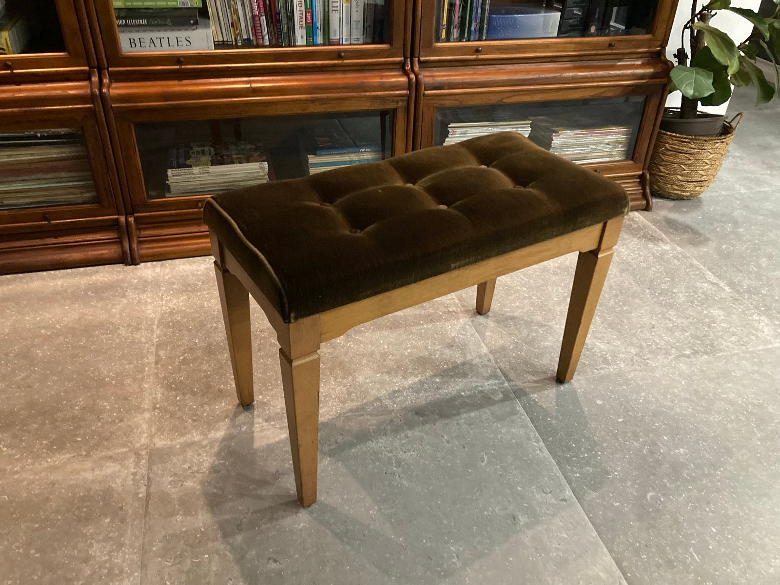 Piano kruk extra breed met  velours bekleding, Ophalen, Gebruikt