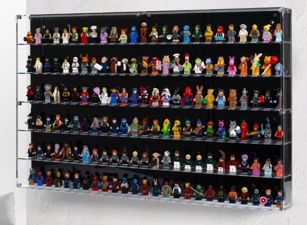 Wickedbrick : 2x Wall Mounted Tiered Display Cases Lego, Ophalen of Verzenden, Zo goed als nieuw