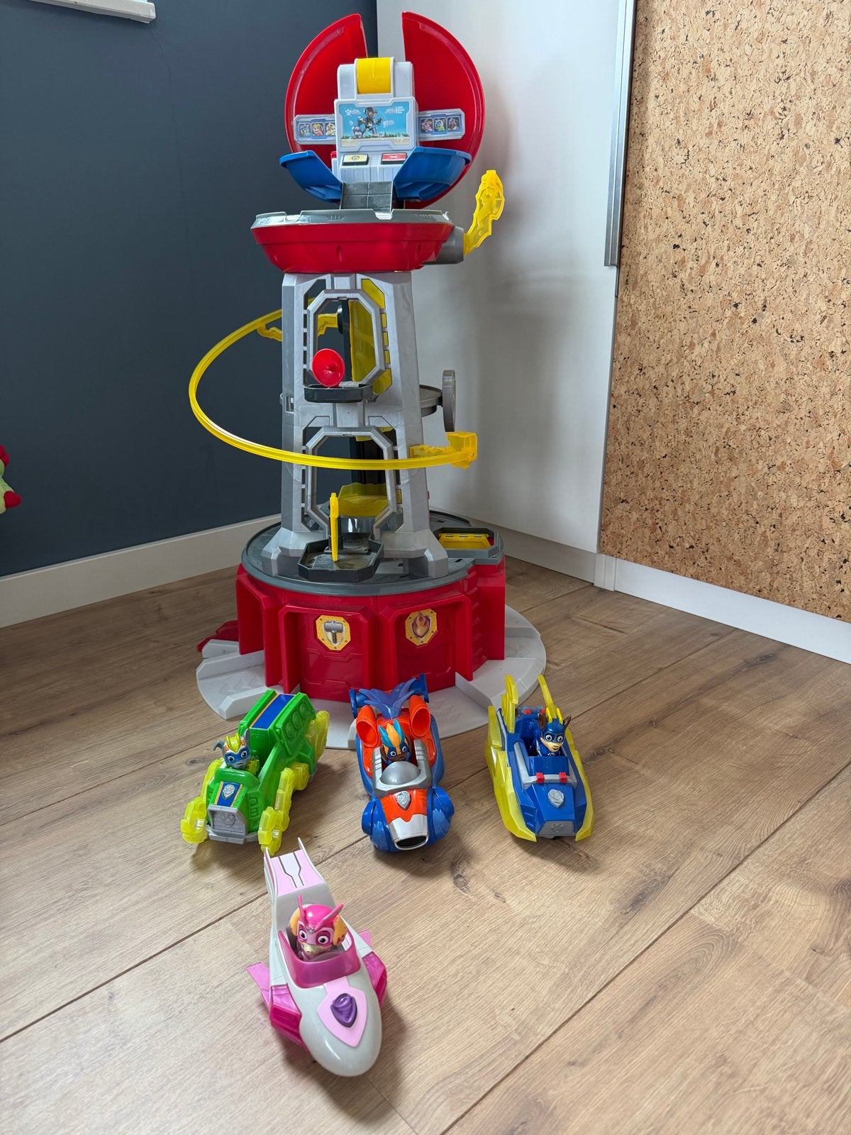 PAW Patrol Mighty Pups Super Paws Uitkijktoren + 4 Pups, Ophalen, Zo goed als nieuw