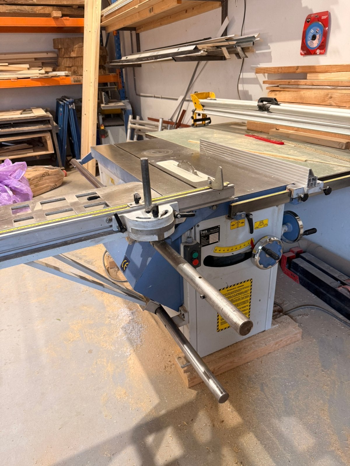 Te koop zaagmachine met frees, Ophalen of Verzenden, 1200 watt of meer, 70 mm of meer