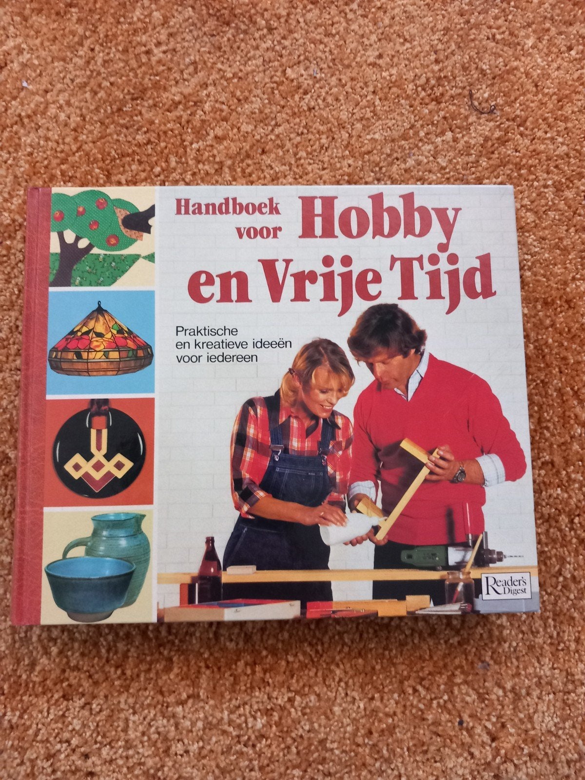 Handboek voor Hobby en Vrije Tijd - Vintage jaren 70, Ophalen of Verzenden, Zo goed als nieuw, Overige onderwerpen, Reader's Digest