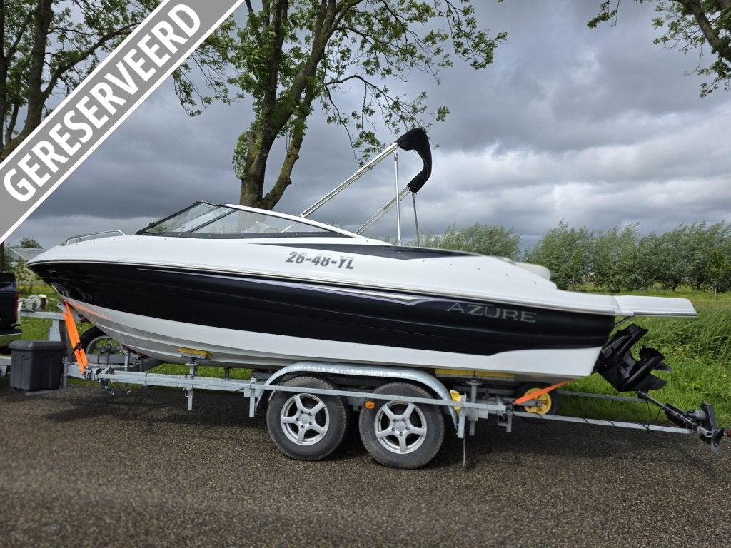 Azure bowrider 4.3 V6 Mercruiser MPI 2009