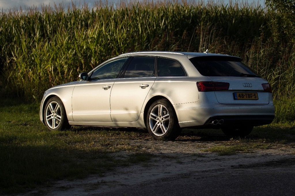 Audi A6 2.0TDI Avant Multitronic 2012 Grijs, Auto's, Euro 5, Zwart, 4 cilinders, Stationwagon