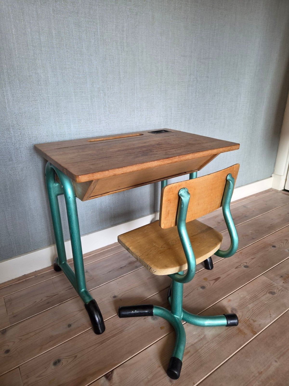 Vintage kinderbureautje met stoel, Ophalen, Gebruikt, Tafel(s) en Stoel(en)