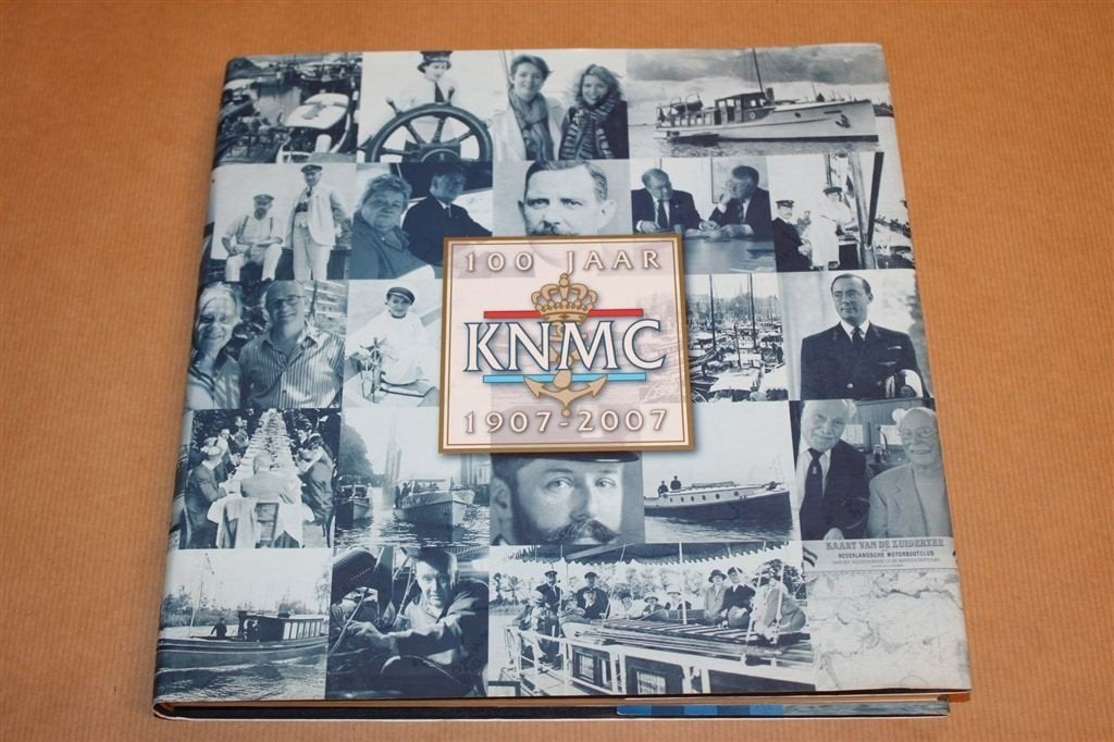 100 Jaar KNMC [1907-2007] — Jubileumboek met Losse Kaarten, Boeken, Ophalen of Verzenden, Zo goed als nieuw, Watersport en Hengelsport