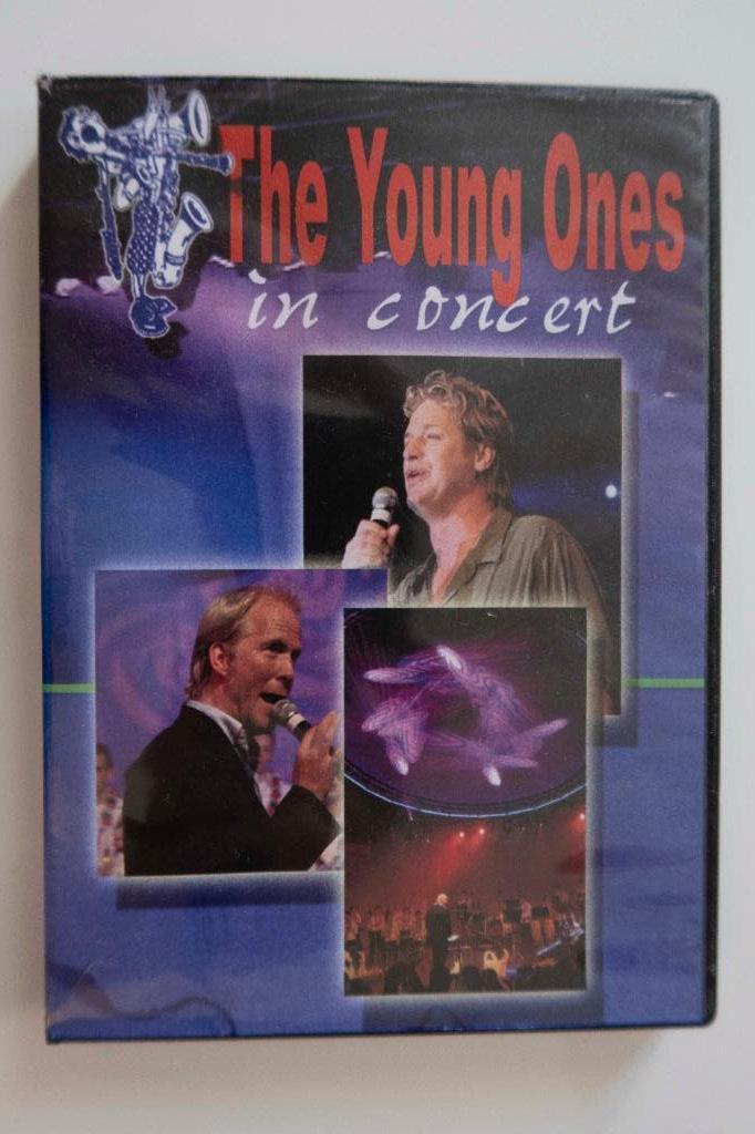 DVD Tony Neef the Young Ones in Concert, Alle leeftijden, Verzenden, Nieuw in verpakking, Komedie