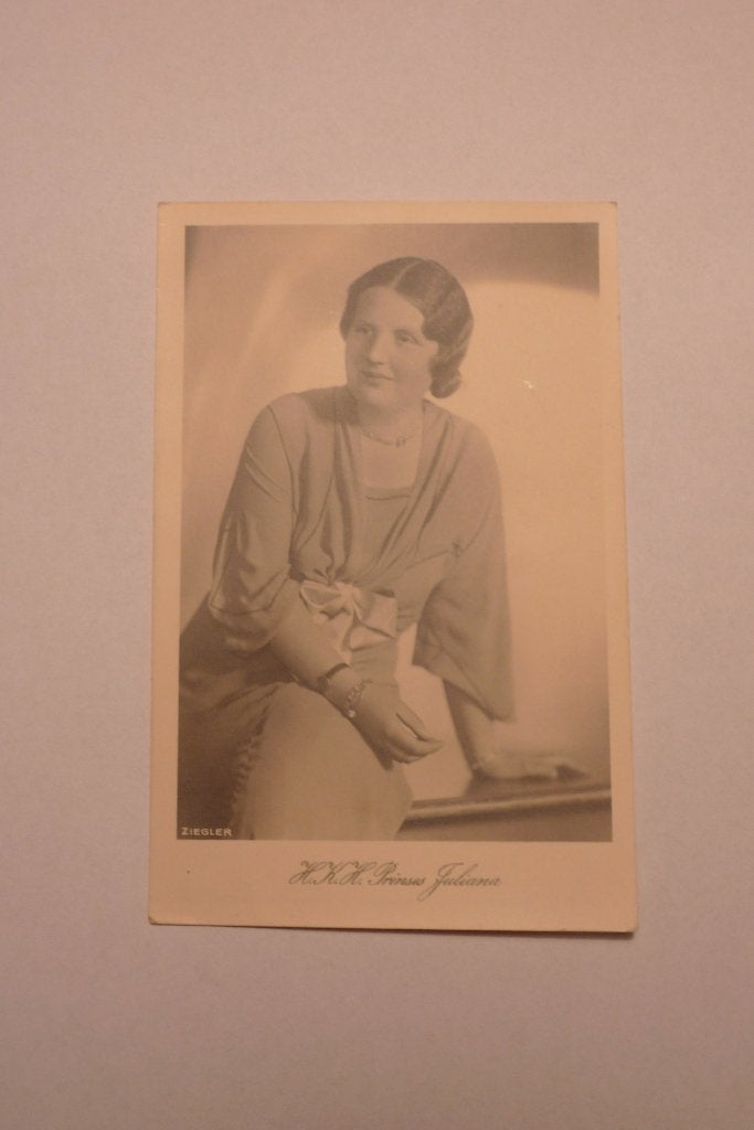 briefkaart H.K.H. Prinses Juliana (Ziegler), Ophalen of Verzenden, Zo goed als nieuw, Nederland, Kaart, Foto of Prent