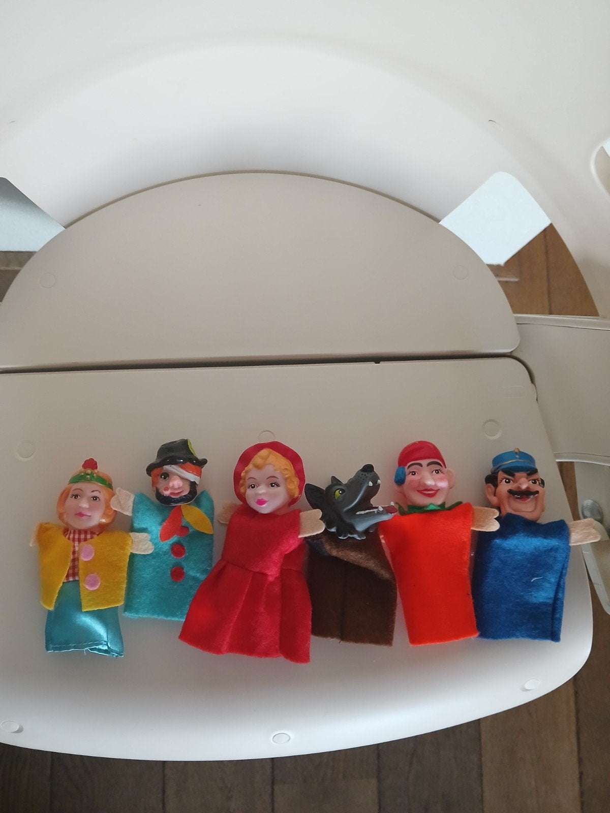 Vintage Handpoppen set.Roodkapje en Wolf e.a 6 stuks., Ophalen of Verzenden, Zo goed als nieuw, Overige typen, Klein (minder dan 20 cm)
