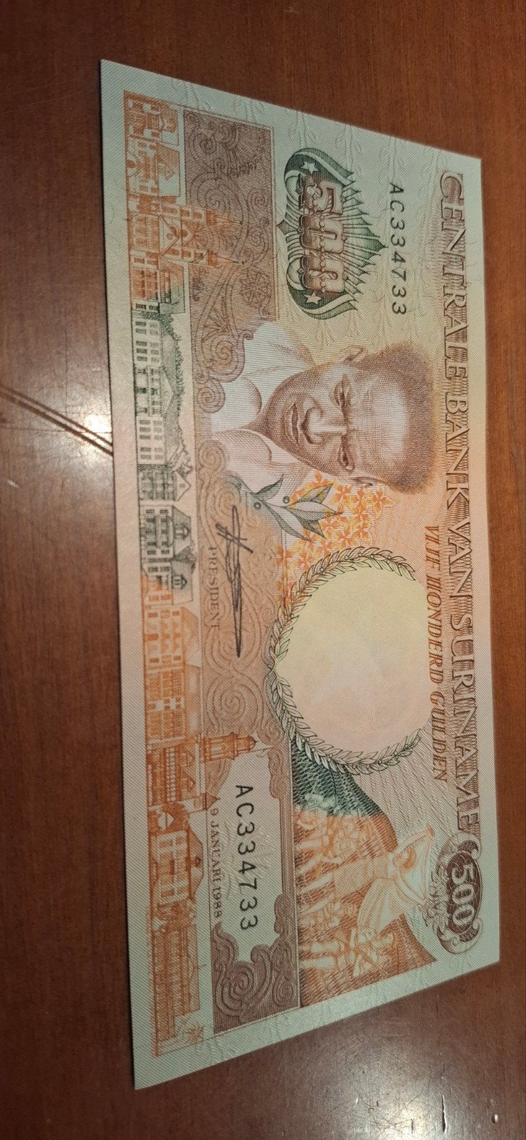 Surinaams bankbiljet 500 Gulden 1988 unc, Ophalen of Verzenden, Zuid-Amerika, Los biljet